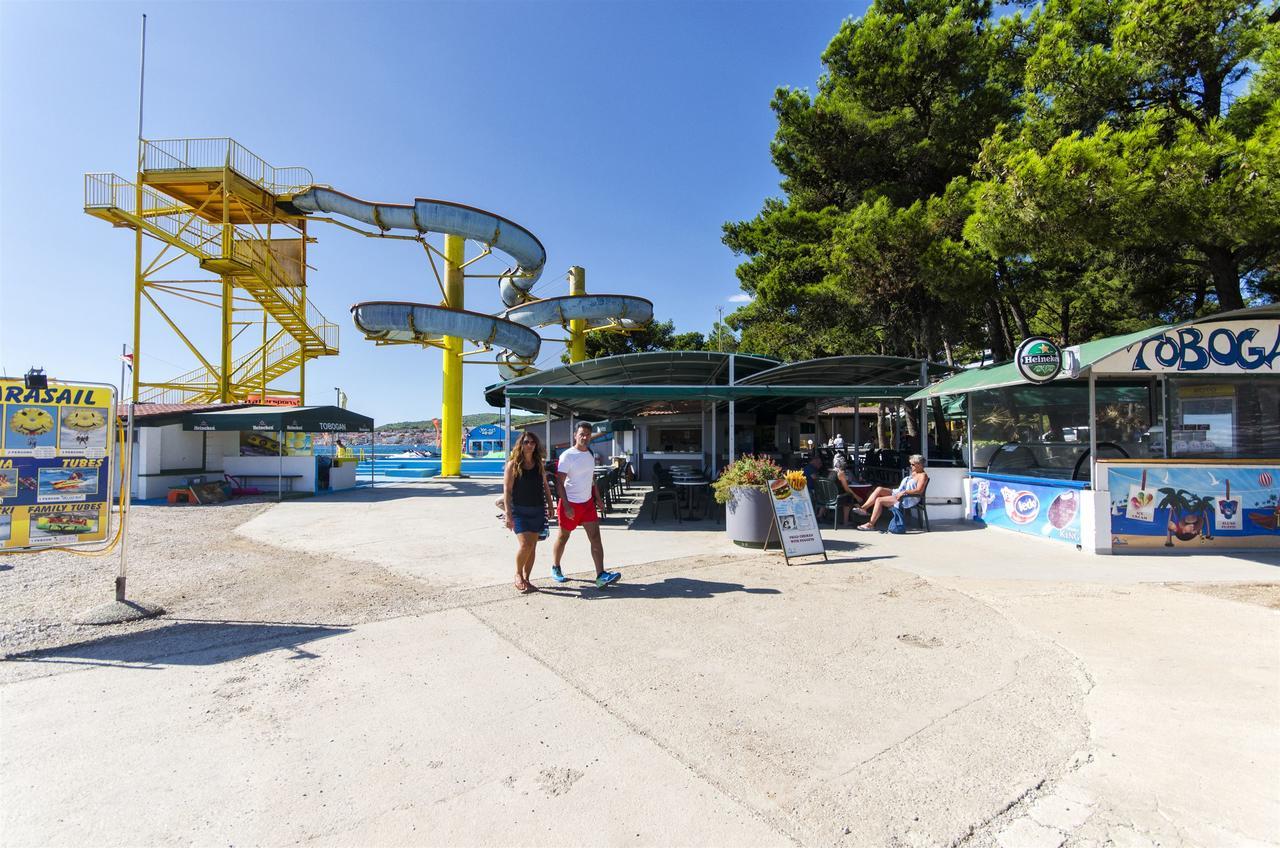 Apartments Anastazija Vodice Eksteriør bilde
