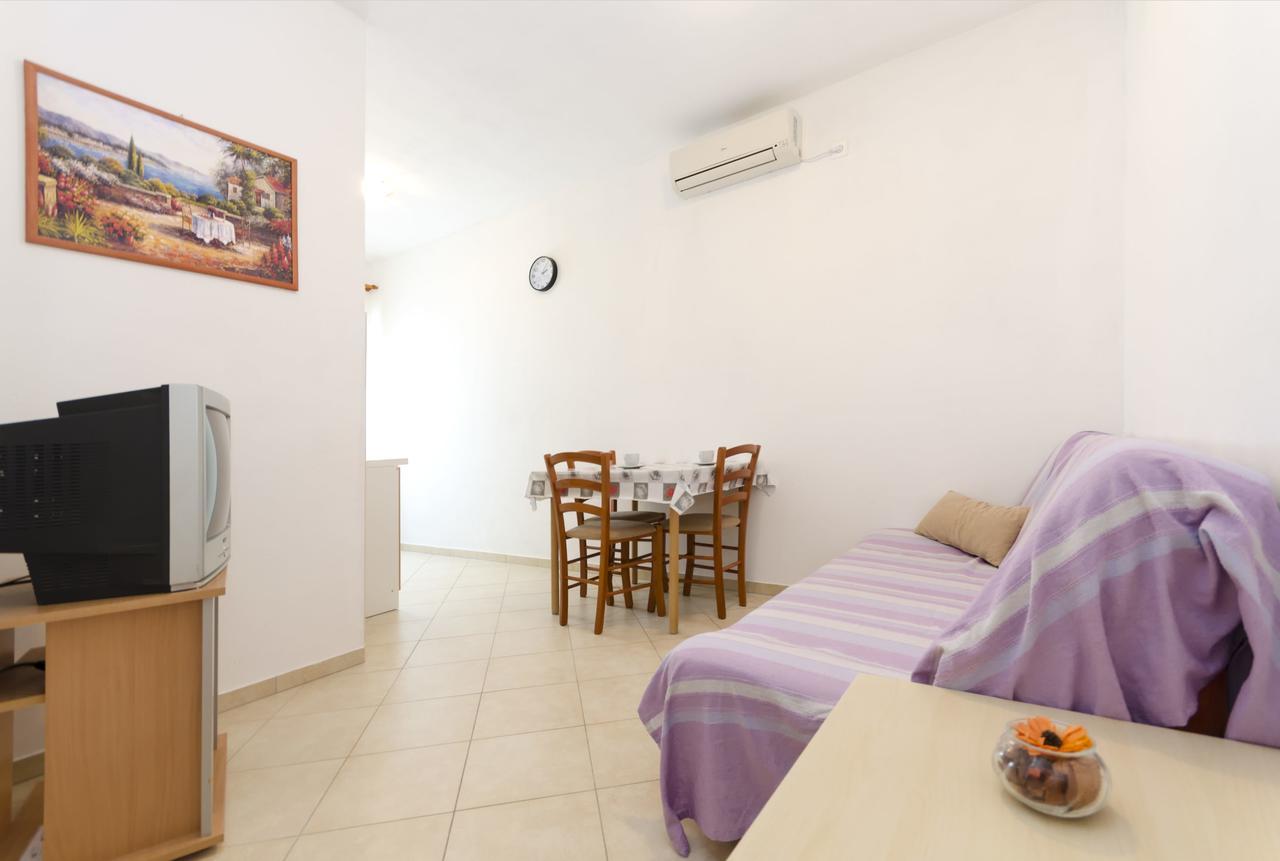 Apartments Anastazija Vodice Eksteriør bilde